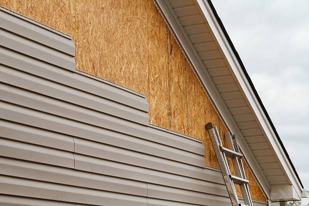 24/7 Emergency Siding Installation experts in Saxapahaw, NC